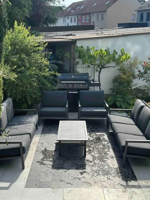Lejlighed Familienparadis Pool Garten Grill Parkplatz Fitness Tischtennis Nürnberg